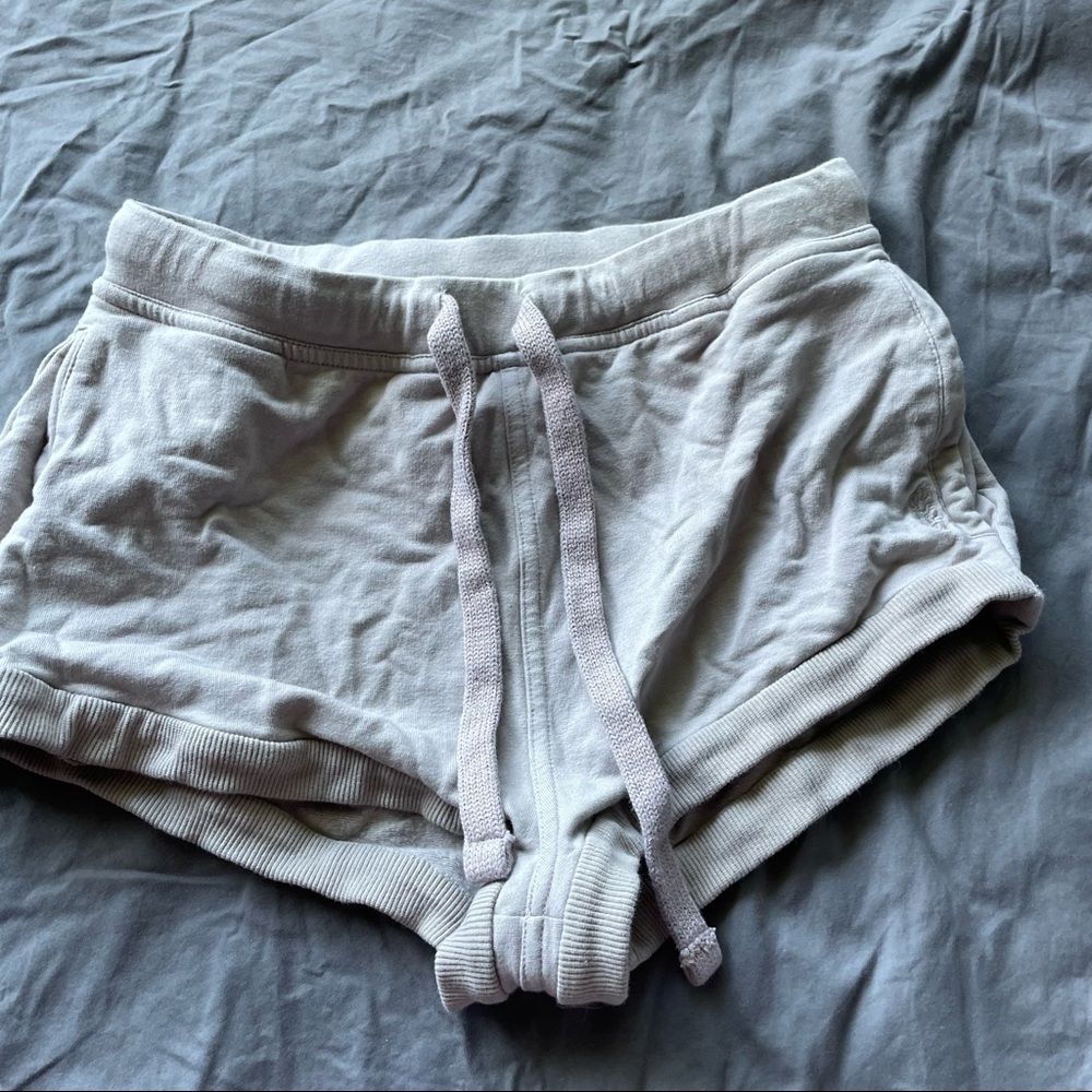 Short shorts